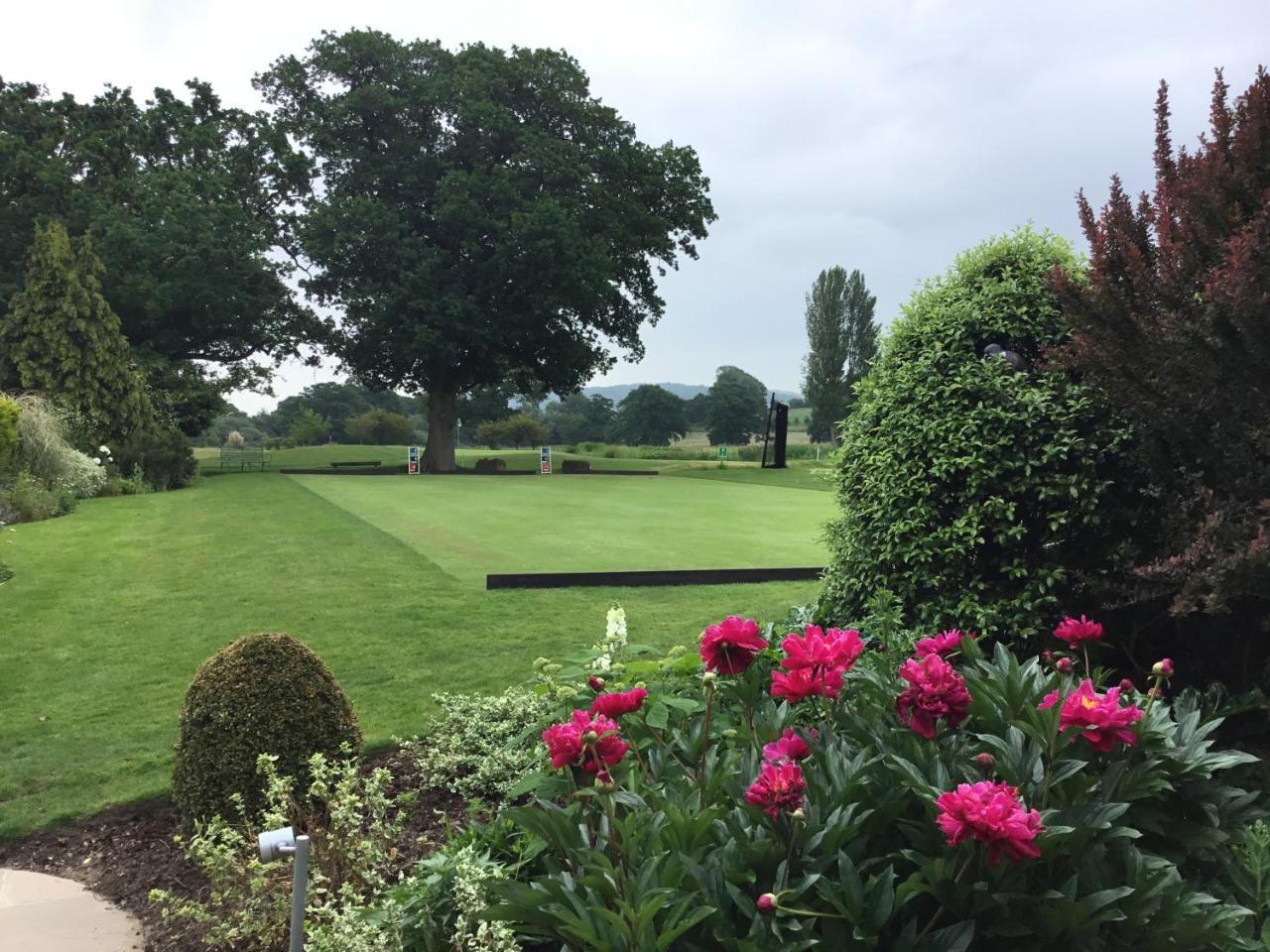 Park House Hotel Midhurst Buitenkant foto